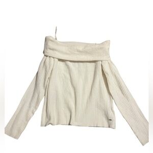 Guess KAIDA Off-Shoulder Ribbed Sweater in White Size XL